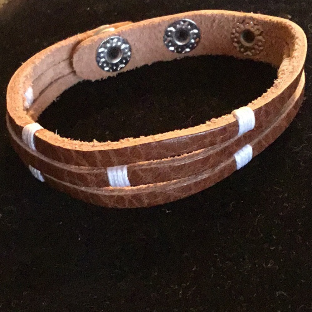 AGED BROWN LEATHER BRACELET W/ WHITE WRAP STRINGS - Picture 5 of 5